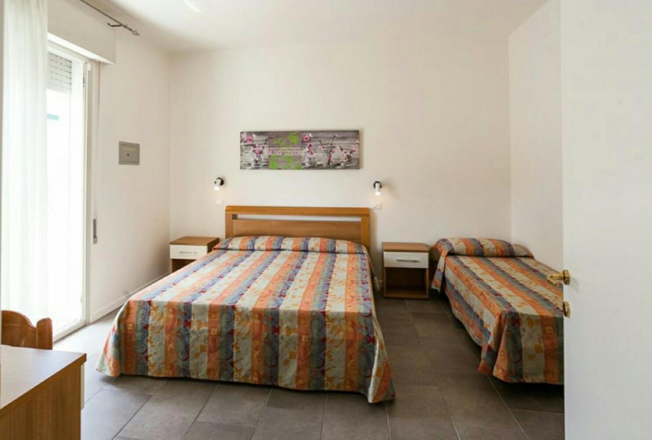 Hotel Augusta Caorle Exterior foto